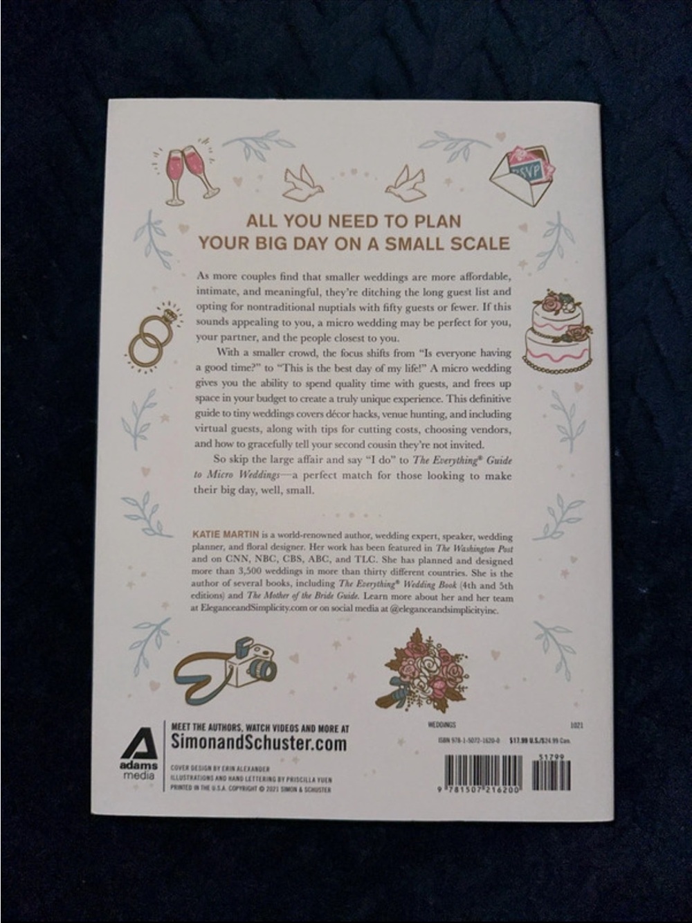 Micro Wedding Planning Guide - White/Gold - Picture 2 of 2